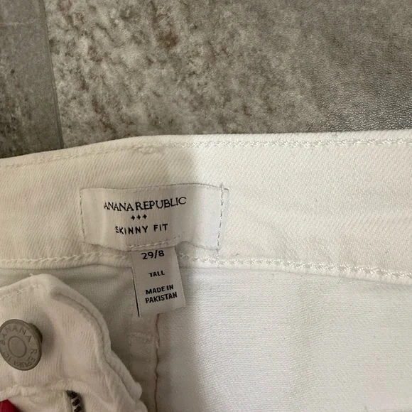 Banana Republic White Skinny Jeans - Picture 5 of 11